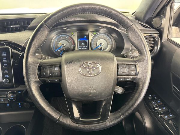 2024-Toyota-Hilux-28-GD-6-RB-Legend-Double-Cab-Auto-mhev image:11