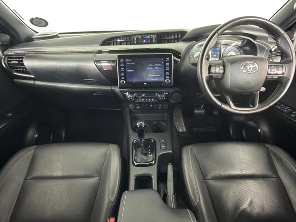 2024-Toyota-Hilux-28-GD-6-RB-Legend-Double-Cab-Auto-mhev image:1