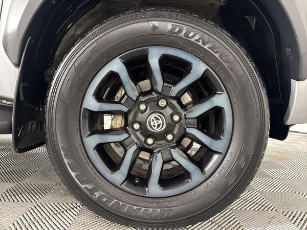 2024-Toyota-Hilux-28-GD-6-RB-Legend-Double-Cab-Auto-mhev image:5