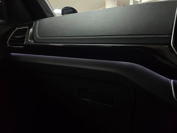 2025-Volkswagen-T-Cross-10-TSI-R-Line-Auto image:16