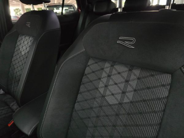 2025-Volkswagen-T-Cross-10-TSI-R-Line-Auto image:7