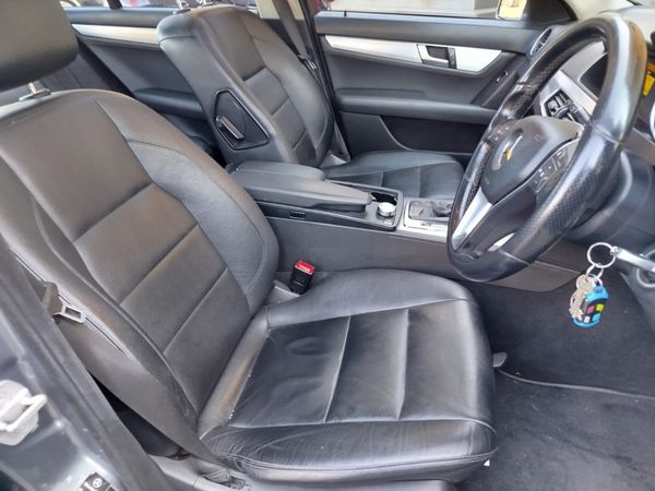 2012-Mercedes-Benz-C-Class-C-180-BE-Avantgarde-Auto image:16