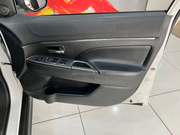2017-Mitsubishi-ASX-20-GLX-Sport image:13