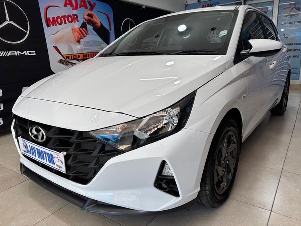 2024-Hyundai-i20-14-Motion-Auto image:2