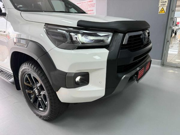 2023-Toyota-Hilux-28-GD-6-Raised-Body-Legend-4x4-Auto-Double-Cab image:9