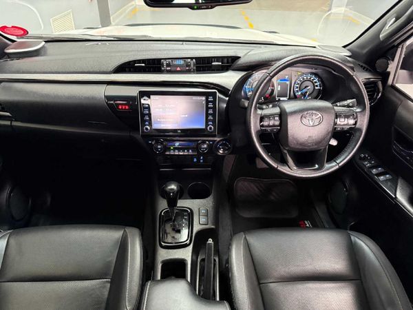2023-Toyota-Hilux-28-GD-6-Raised-Body-Legend-4x4-Auto-Double-Cab image:14