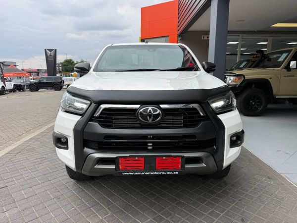 2023-Toyota-Hilux-28-GD-6-Raised-Body-Legend-4x4-Auto-Double-Cab image:1