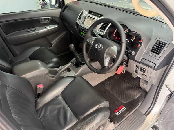 2014-Toyota-Hilux-30-D-4D-Raider-Raised-Body-Double-Cab image:10
