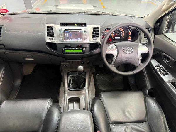 2014-Toyota-Hilux-30-D-4D-Raider-Raised-Body-Double-Cab image:13