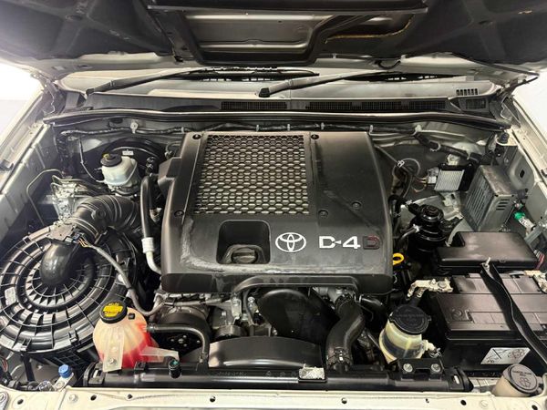 2014-Toyota-Hilux-30-D-4D-Raider-Raised-Body-Double-Cab image:14