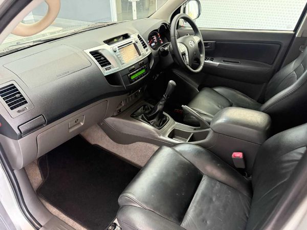 2014-Toyota-Hilux-30-D-4D-Raider-Raised-Body-Double-Cab image:15