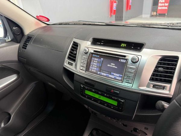 2014-Toyota-Hilux-30-D-4D-Raider-Raised-Body-Double-Cab image:5