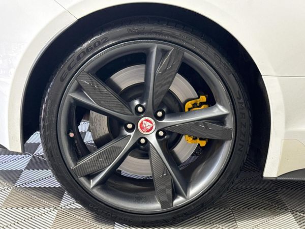 2016-Jaguar-F-Type-50-V8-SC-Coupe image:4