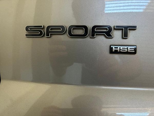 2021-Land-Rover-Range-Rover-Sport-30-D-HSE-190kW image:10