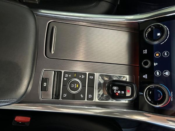 2021-Land-Rover-Range-Rover-Sport-30-D-HSE-190kW image:15