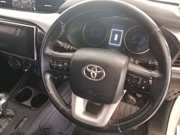 2018-Toyota-Hilux-28-GD-6-Raised-Body-Raider-4x4-Extra-Cab-Auto image:10