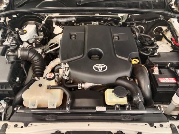 2018-Toyota-Hilux-28-GD-6-Raised-Body-Raider-4x4-Extra-Cab-Auto image:16