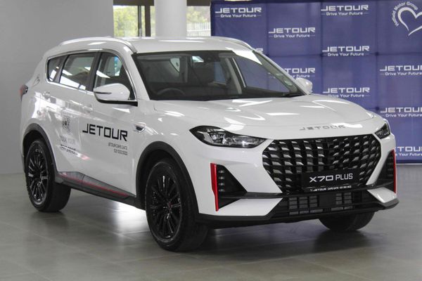 2026-Jetour-X70-Plus-15T-Momentum image:3