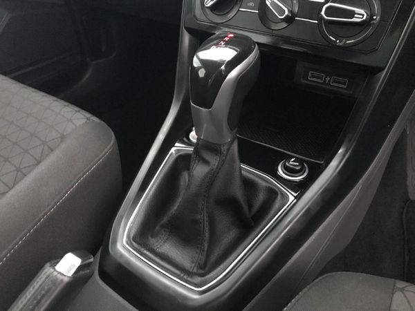2020-Volkswagen-T-Cross-10-TSI-Comfortline-Auto image:14