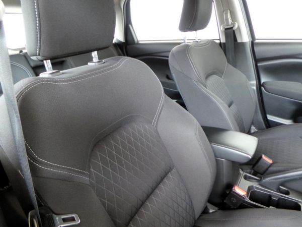 2023-Toyota-Urban-Cruiser-15-XR-Auto image:10