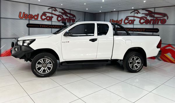 2020-Toyota-Hilux-24-GD-6-Raised-Body-Raider-Extended-Cab image:1