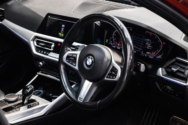 2021-BMW-3-Series-330i-M-Sport image:10