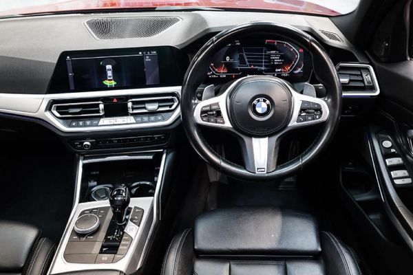2021-BMW-3-Series-330i-M-Sport image:12