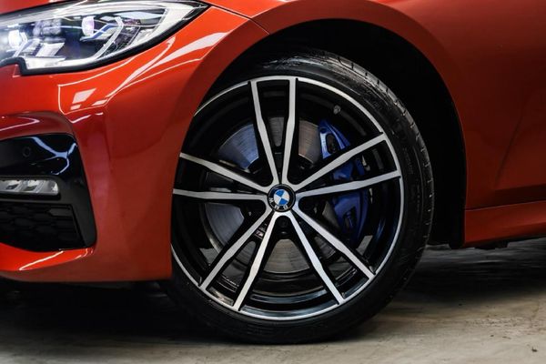 2021-BMW-3-Series-330i-M-Sport image:4
