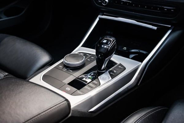 2021-BMW-3-Series-330i-M-Sport image:7