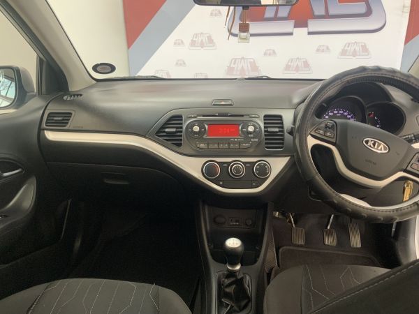 2011-Kia-Picanto-12-EX image:10