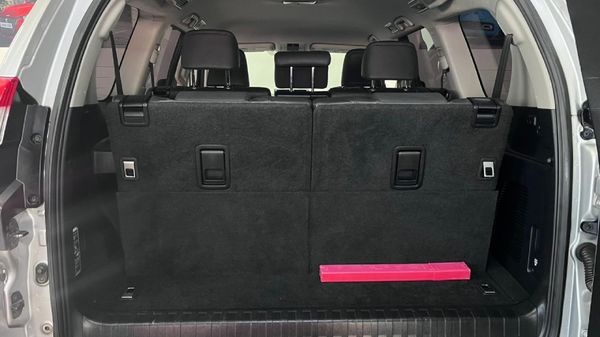 2017-Toyota-Land-Cruiser-Prado-30-D-TX-Auto image:16