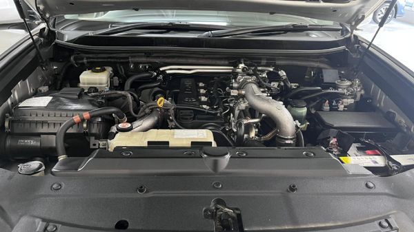 2017-Toyota-Land-Cruiser-Prado-30-D-TX-Auto image:6