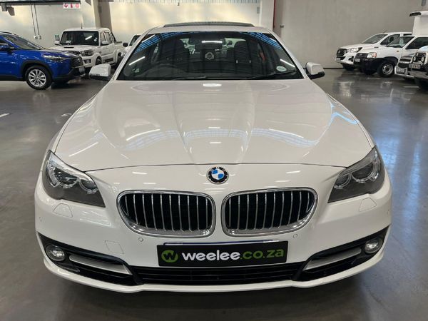 2013-BMW-5-Series-520d-Luxury-Auto image:7