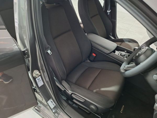 2019-Mazda-3-15-Active image:8