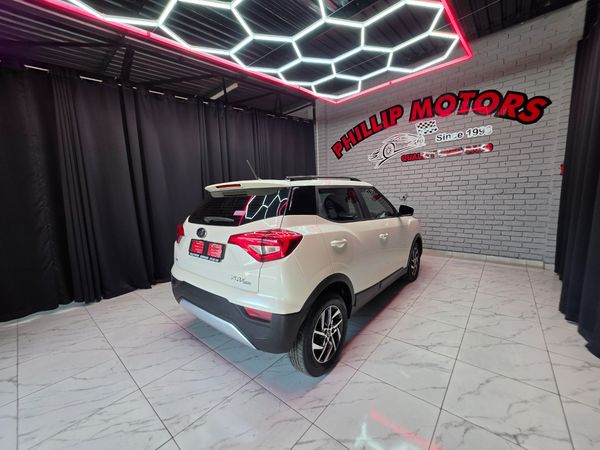2022-Mahindra-XUV-300-15D-W8 image:13