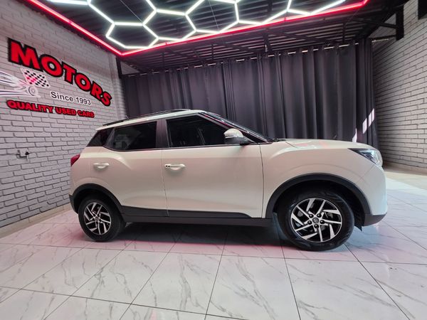 2022-Mahindra-XUV-300-15D-W8 image:15