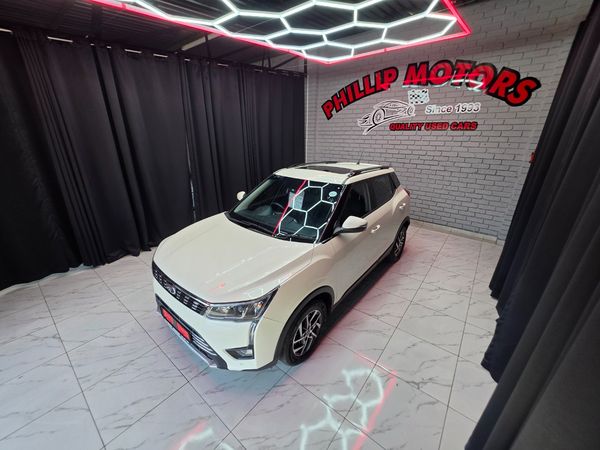 2022-Mahindra-XUV-300-15D-W8 image:6