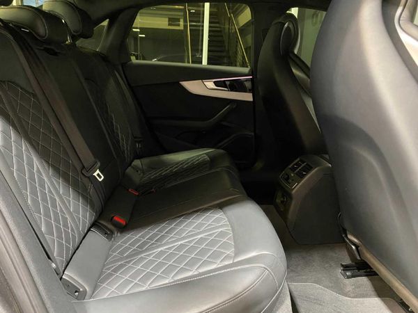 2023-Audi-S4-30-TFSI-quattro-Auto image:14