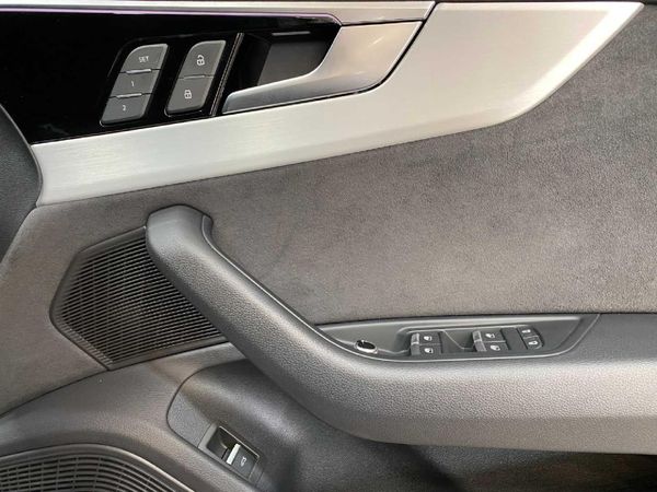 2023-Audi-S4-30-TFSI-quattro-Auto image:17