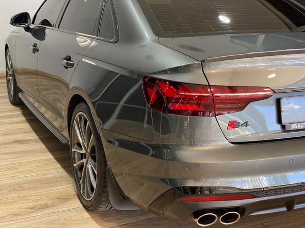 2023-Audi-S4-30-TFSI-quattro-Auto image:27