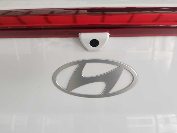 2026-Hyundai-Grand-i10-10-Motion image:25