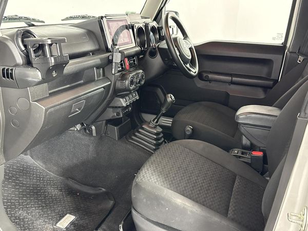 2024-Suzuki-Jimny-15-GL-AllGrip-5-Door image:8