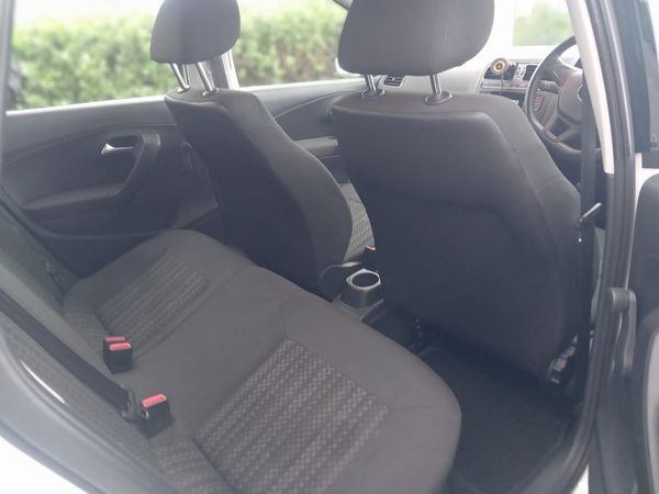 2014-Volkswagen-Polo-2014-VW-POLO-GP-12-TSI-One-owner image:4