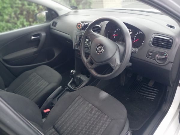 2014-Volkswagen-Polo-2014-VW-POLO-GP-12-TSI-One-owner image:5