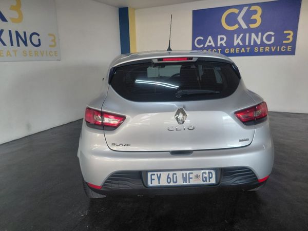 2017-Renault-Clio-IV-900T-Expression-5-dr-66kW image:3