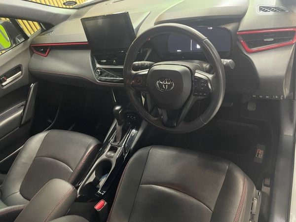 2025-Toyota-Corolla-Cross-18-GR-S image:24
