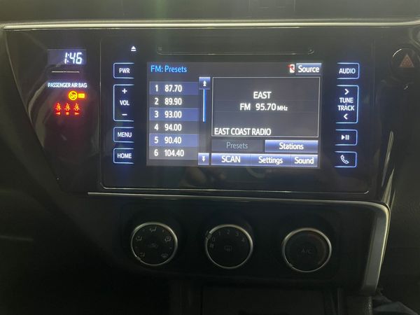 2017-Toyota-Corolla-16-Prestige image:20