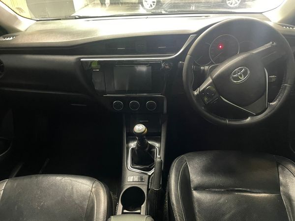 2017-Toyota-Corolla-16-Prestige image:23