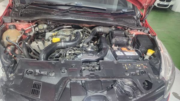 2017-Renault-Clio-IV-900T-Dynamique-5-dr-66kW image:13