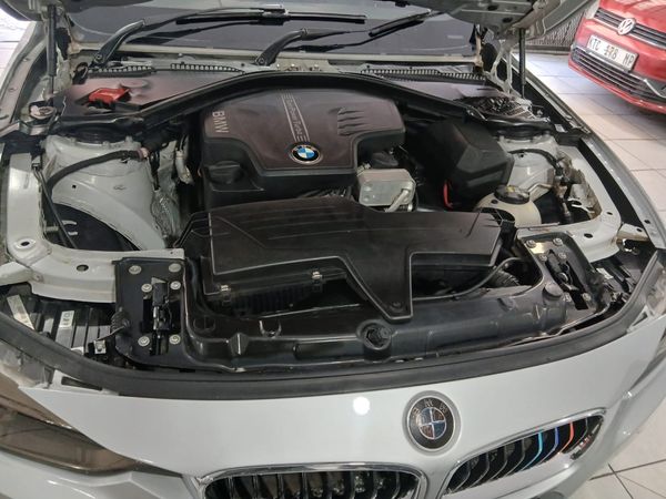 2016-BMW-3-Series-320i-Luxury-Line-Auto image:17